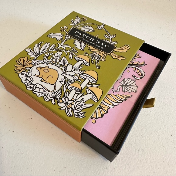 Galison Other - Patch NYC Foil Stamped Notecards Box of 16